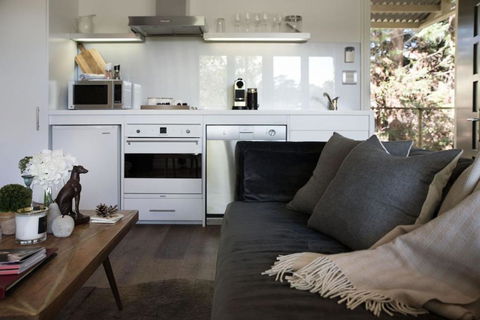 Provence Spa Villa 2 - Accommodation Mount Tamborine 2