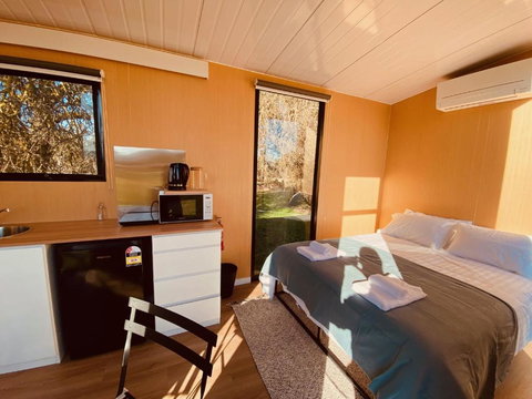 Pyrenees Views By Tiny Away - Accommodation Mount Tamborine 2