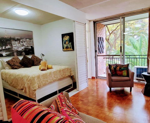 Quaint & Tranquil Subiaco 1 Bedroom Apartment - Accommodation Mount Tamborine 2