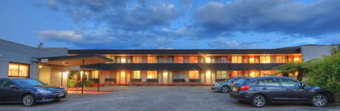 Queenstown Motor Lodge - Accommodation Mount Tamborine 2