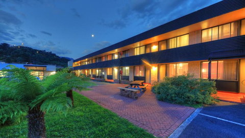 Queenstown Motor Lodge - Accommodation Mount Tamborine 3