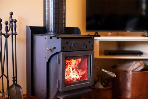 Quince Cottage - Accommodation Mount Tamborine 2