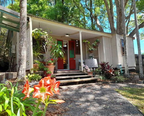 Quirky Cottage In Centre Of Maleny, Walk Everywhere - Accommodation Mount Tamborine 0