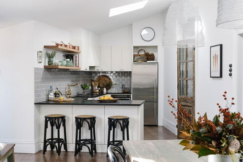 Raffah House - Accommodation Mount Tamborine 0
