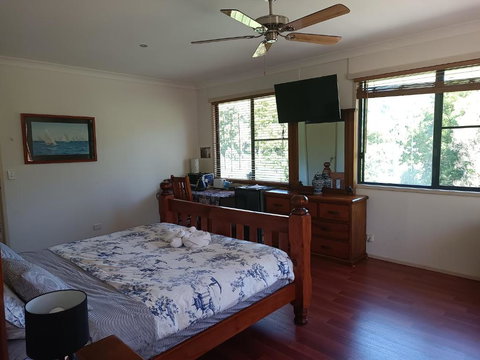Quand0ng Valley Inn - The Hidden Waterfall Family Retreat - Accommodation Mount Tamborine 2