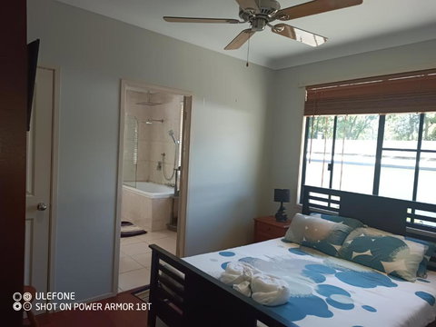 Quand0ng Valley Inn - The Hidden Waterfall Family Retreat - Accommodation Mount Tamborine 1