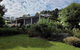 Quiet Family Retreat Getaway - Wildlife Park, Sovereign Hill, Kryall Castle And City At Your Door - Modern House, 8 Guests, 4 Bedrooms, 5 Beds - thumb 0