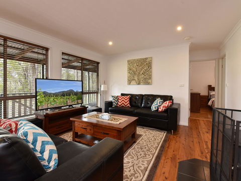 Australiana Cottages - Accommodation Mount Tamborine 1