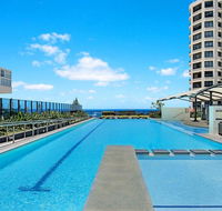 Awesome Ocean Views Broadbeach WiFi Netflix Wine - Accommodation Mount Tamborine