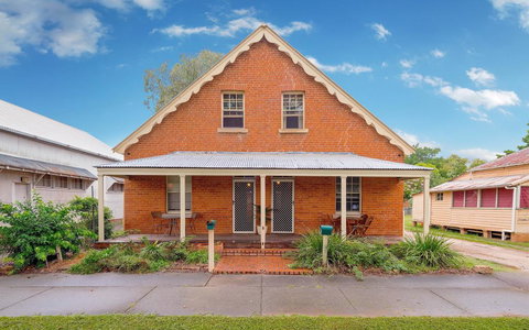 Azile 1875 Heritage Victorian Duplex - Accommodation Mount Tamborine 3