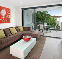 Back of the Block Bulimba - Executive 3BR Bulimba apartment with leafy outlook - Accommodation Mount Tamborine