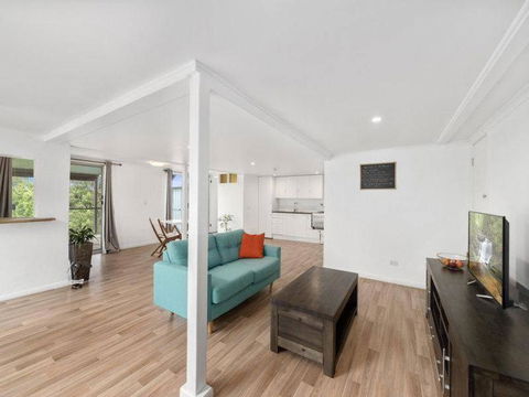 Bailey House - Accommodation Mount Tamborine 0