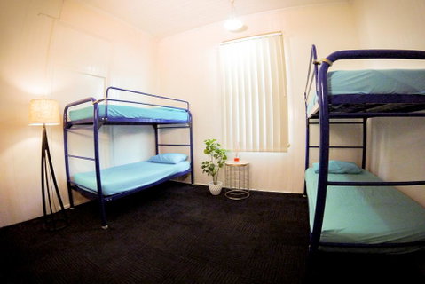 Banana Bender Backpackers - Accommodation Mount Tamborine 1