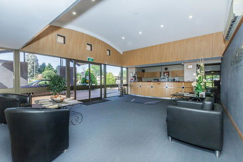 Banksia Motel - Accommodation Mount Tamborine 1