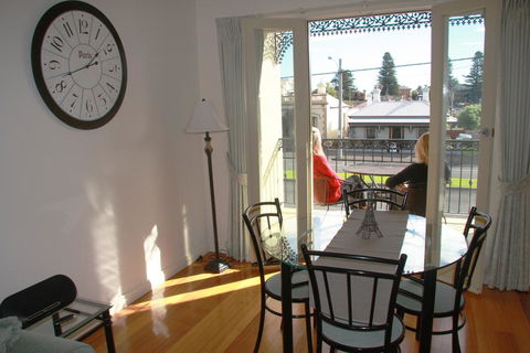 Banyan Place - Accommodation Mount Tamborine 1