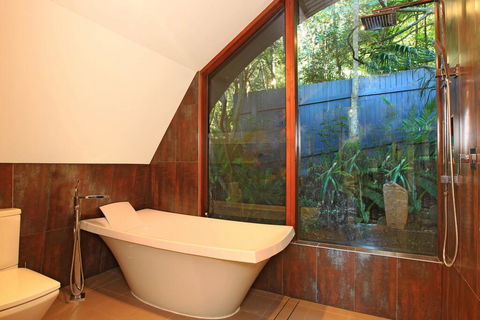 Barrengarry Hideaway - Accommodation Mount Tamborine 3