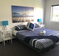 Base Brisbane Uptown - Accommodation Mount Tamborine