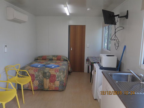 Batchelor Holiday Park - Accommodation Mount Tamborine 3