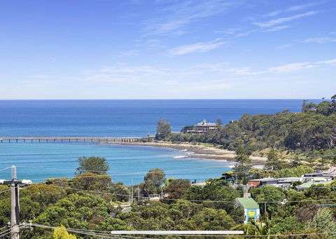 Bay Views Lorne - Accommodation Mount Tamborine 1