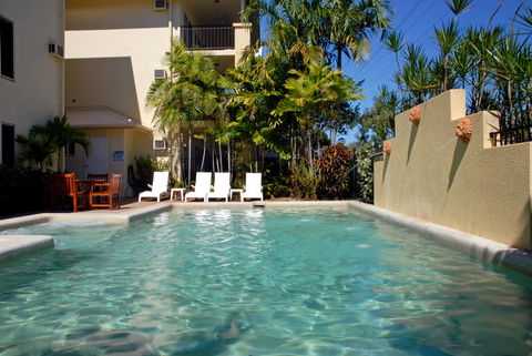 Bay Village Tropical Retreat & Apartments - Accommodation Mount Tamborine 1
