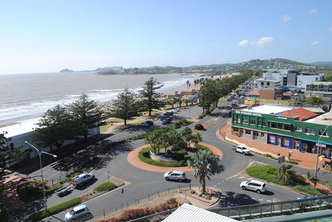 Bayview Tower - Accommodation Mount Tamborine 3
