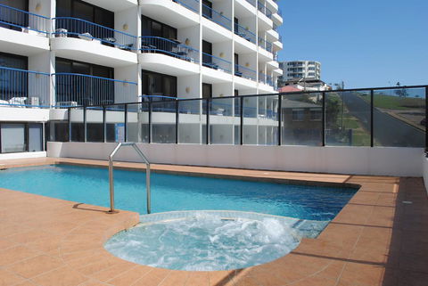 Bayview Tower - Accommodation Mount Tamborine 1