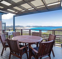 Beach House 7' 26 One Mile Close - air conditioned wifi foxtel linen - Accommodation Mount Tamborine