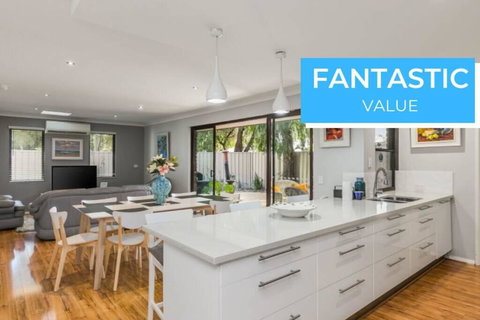 Beach Retreat Quinns Rocks - Accommodation Mount Tamborine 0