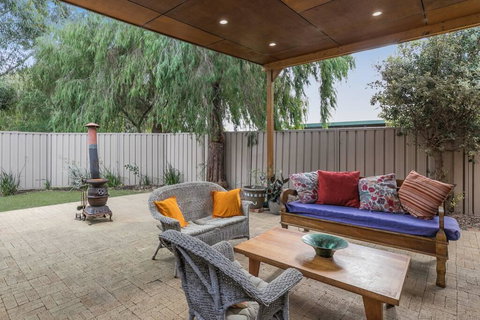 Beach Retreat Quinns Rocks - Accommodation Mount Tamborine 2