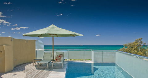 Beach Suites - Accommodation Mount Tamborine 0