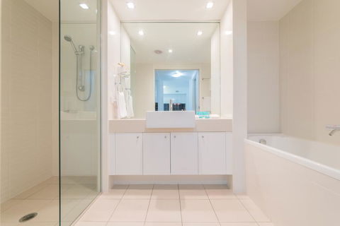 Beaches On Lammermoor Apartments - Accommodation Mount Tamborine 2