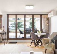 Beachfront Manly Apartment With Parking and Balcony - Accommodation Mount Tamborine