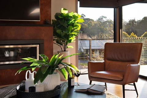 Retreat Lake Daylesford - Free Wifi - Accommodation Mount Tamborine 3