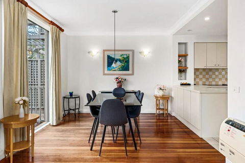 Refreshing Valley Escape - Accommodation Mount Tamborine 2