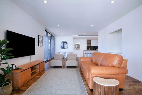 Regatta Hideaway - A Breezy Balcony Residence - Accommodation Mount Tamborine 3