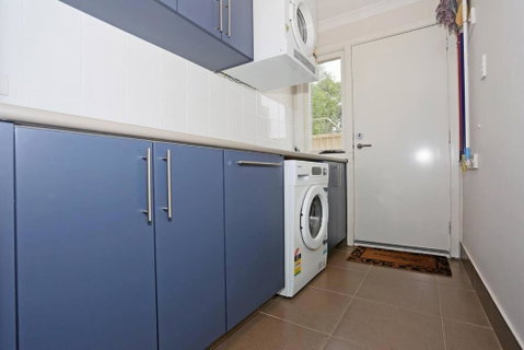 Relax At Falcon By The Bay - Accommodation Mount Tamborine 2