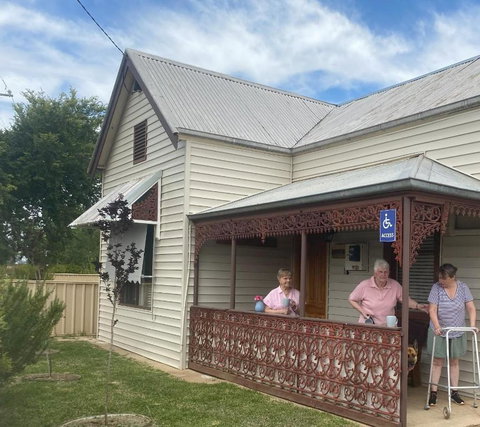 Relaxing On Vale B & B - Accommodation Mount Tamborine 1