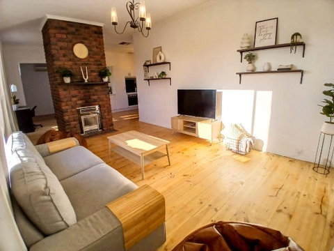 Renovated 3BD With Pool And Spa Bath - Accommodation Mount Tamborine 2