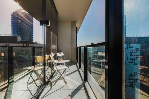 Resort Lifestyle Urban Apt - Pool, Gym, Sauna - Accommodation Mount Tamborine 1