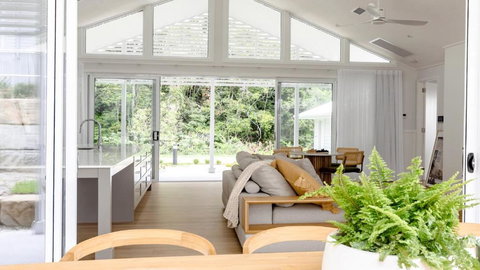 Resort Style Living With Pool, Tennis Court And Beach - Accommodation Mount Tamborine 2