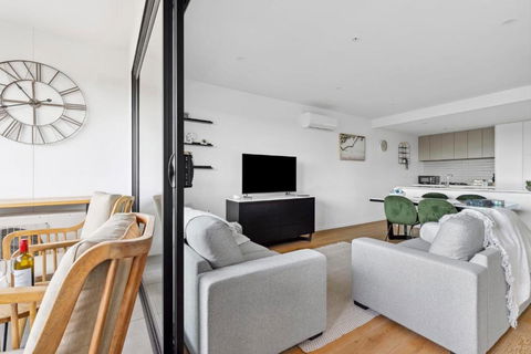 Retreat On Bellerine I 2BR Apartment I Geelong CBD - Accommodation Mount Tamborine 1