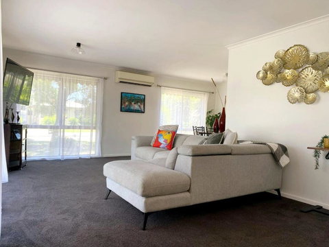 Retreat On Roe - Accommodation Mount Tamborine 0