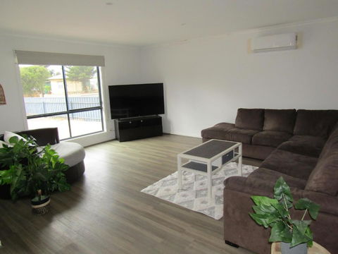 Retreat On Talbot - Accommodation Mount Tamborine 3