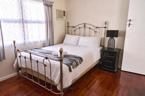 RetroRhapsody - Accommodation Mount Tamborine 2