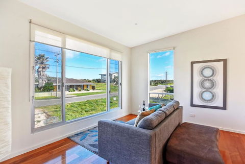Riversea Goolwa Beach House - Accommodation Mount Tamborine 1