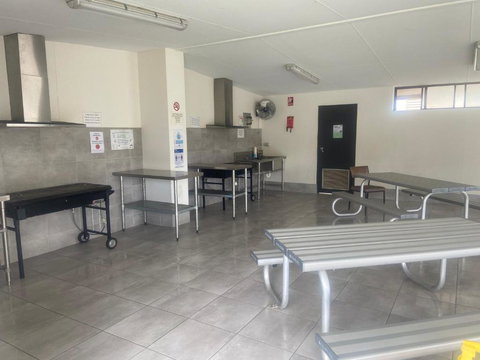 Riverside Cabin Park - Accommodation Mount Tamborine 1