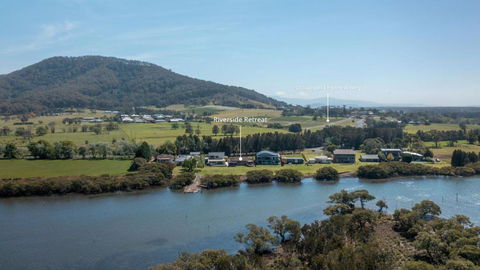 Riverside Retreat, Coolangatta, Near Seven Mile Beach - Accommodation Mount Tamborine 0