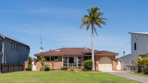 Riverside Retreat, Coolangatta, Near Seven Mile Beach - Accommodation Mount Tamborine 3