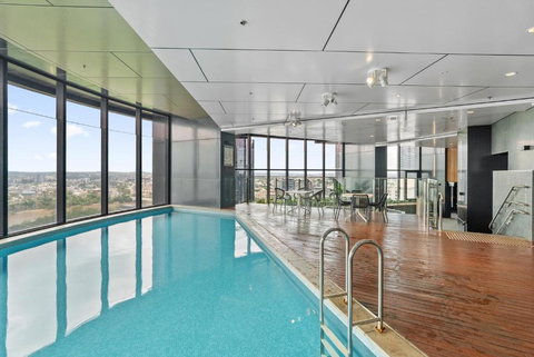 RiverViews 1BR 1BA Skytower Apt With Pool, Gym, Sauna - Accommodation Mount Tamborine 3