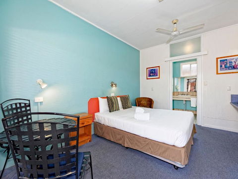 Riviera Motel Bundaberg - Accommodation Mount Tamborine 2